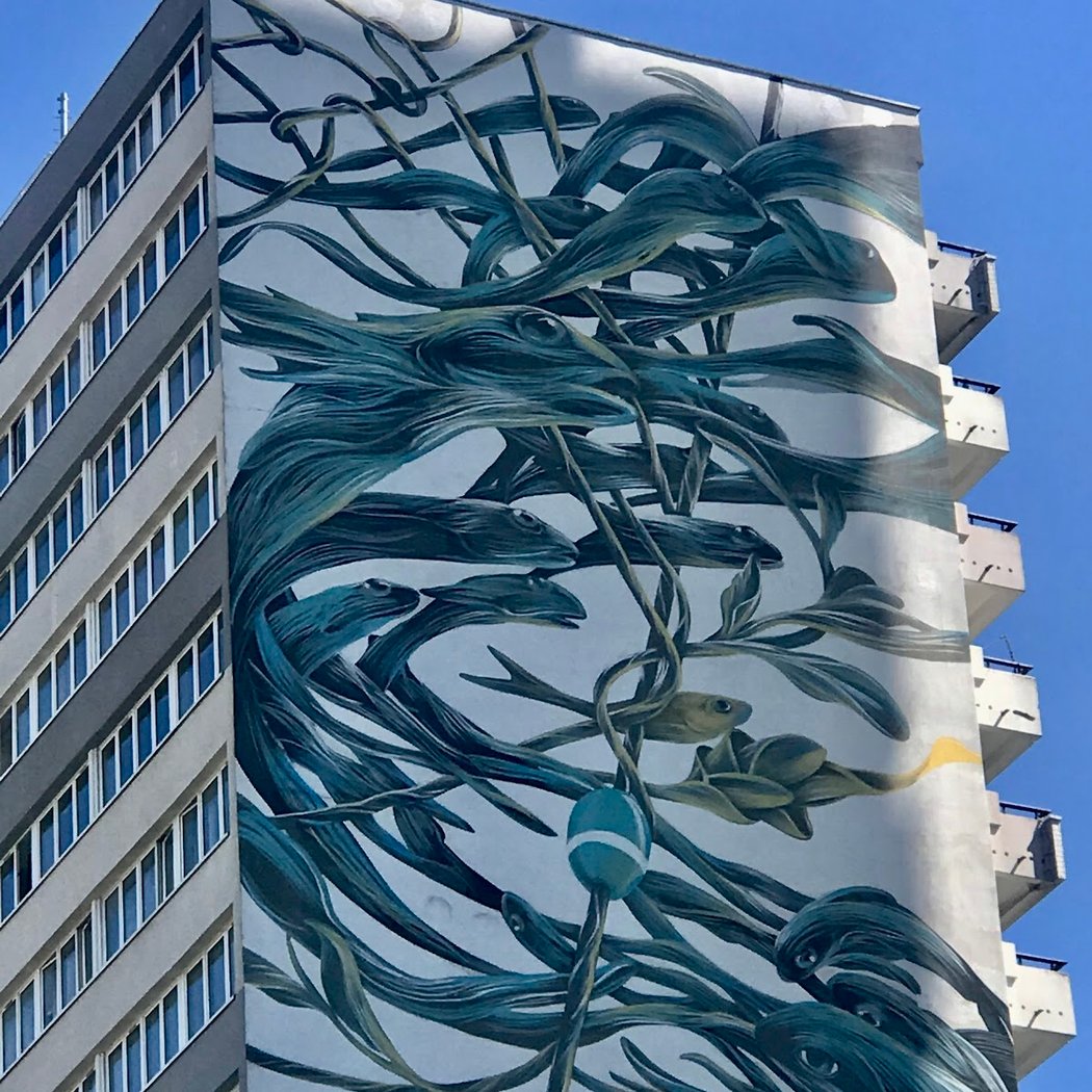 Street Art - Fresque d’Emilie Rouge avec Weirdwalls 2